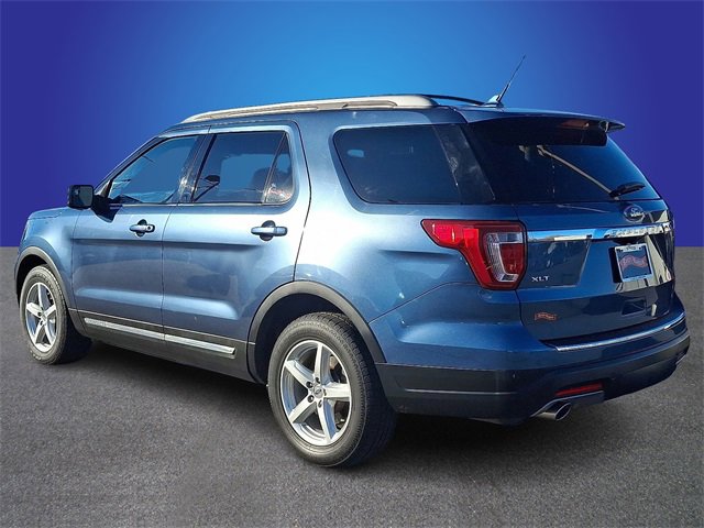 Used 2018 Ford Explorer XLT w/ Equipment Group 201A image 6