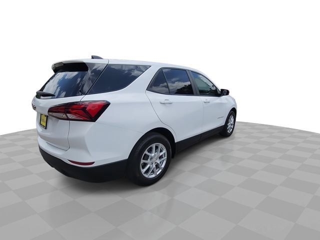 Used 2024 Chevrolet Equinox LS w/ LS Convenience Package FWD image 8