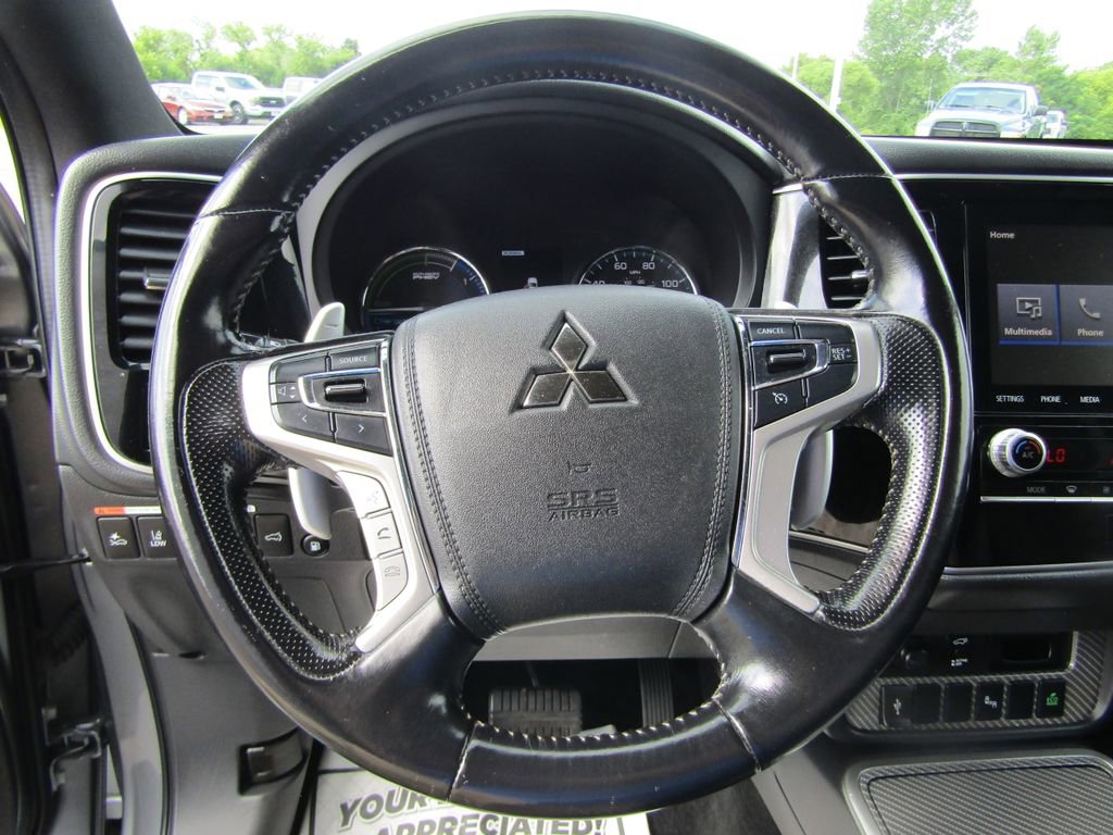 Used 2022 Mitsubishi Outlander SEL image 15