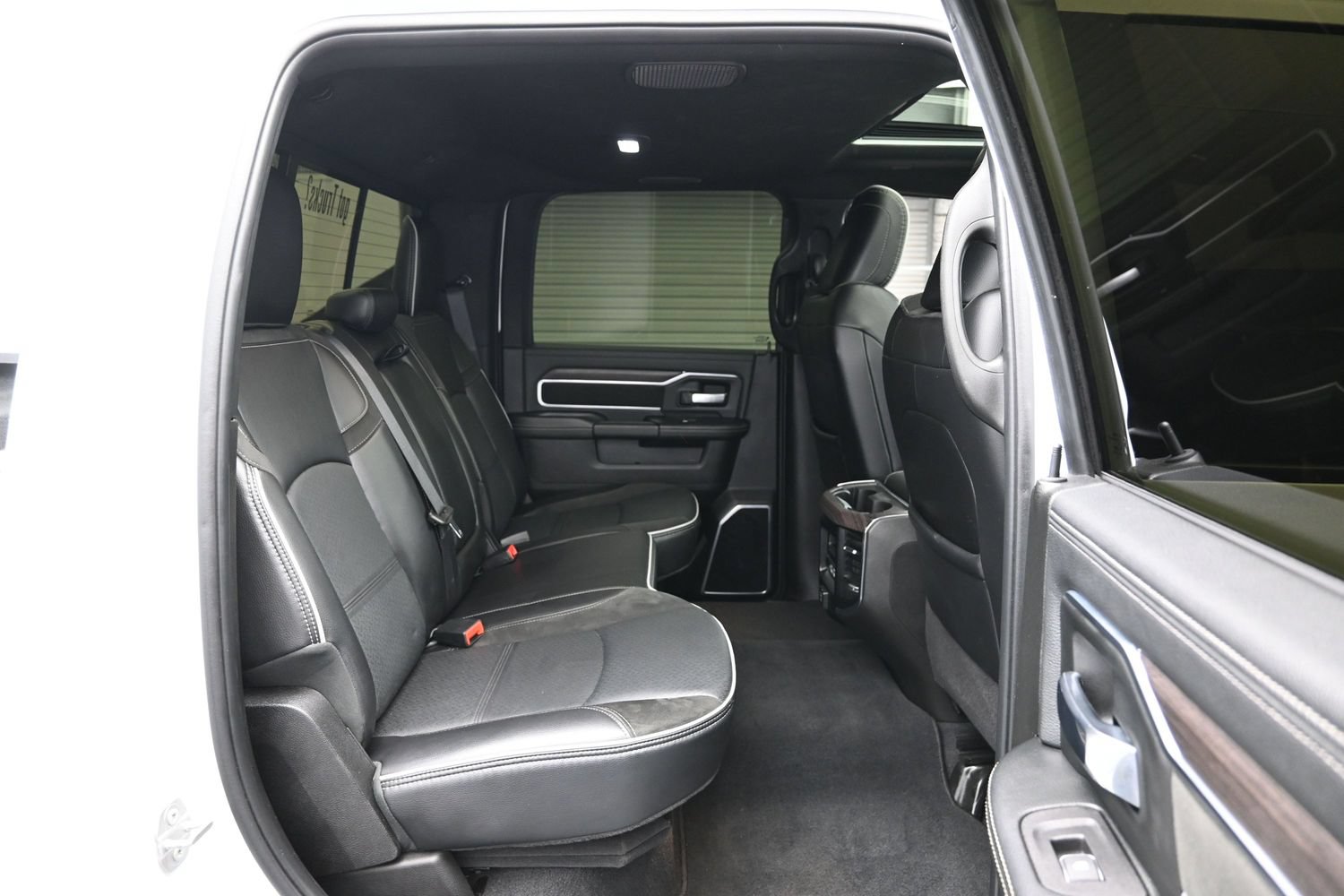 Used 2025 RAM 2500 Laramie w/ Night Edition AWD/4WD image 12