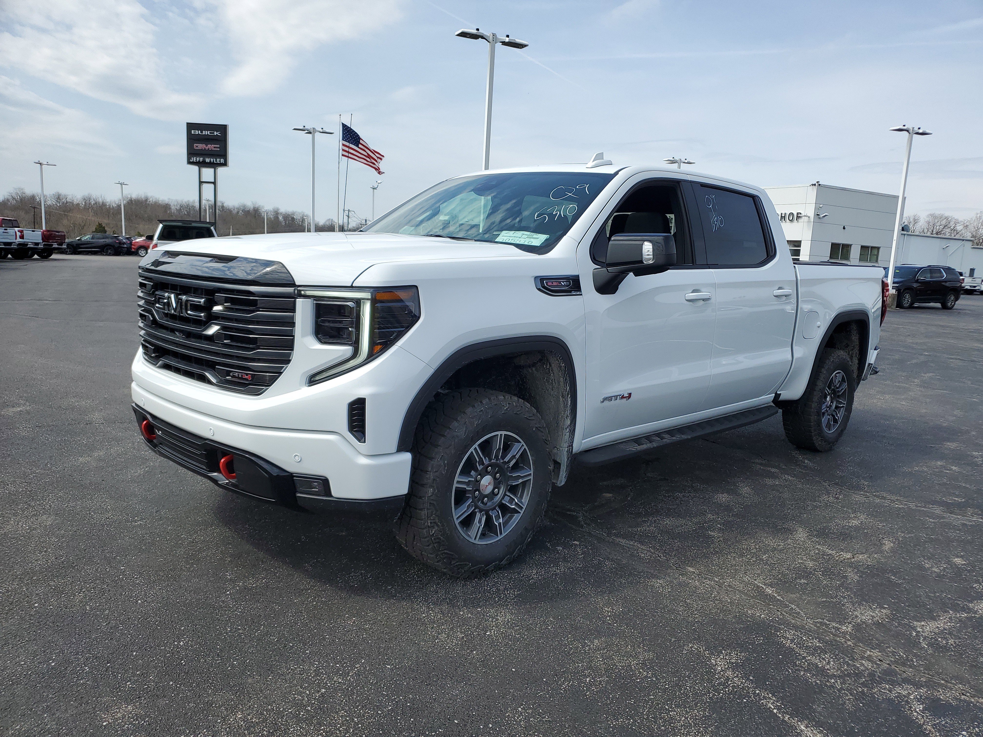 New 2026 GMC Sierra 1500 AT4 w/ AT4 Premium Package image 9