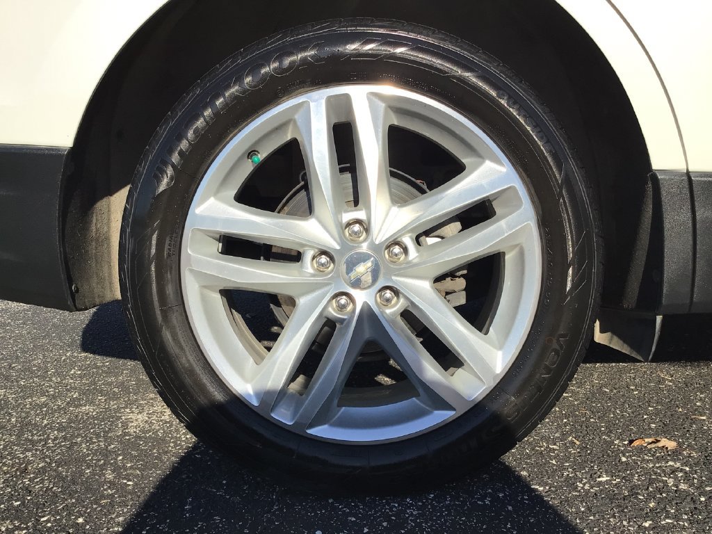 Used 2020 Chevrolet Equinox Premier AWD/4WD image 19
