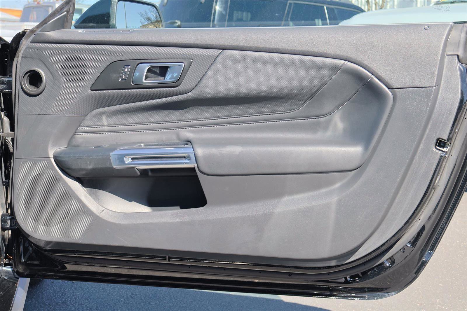 Certified 2025 Ford Mustang Premium image 26