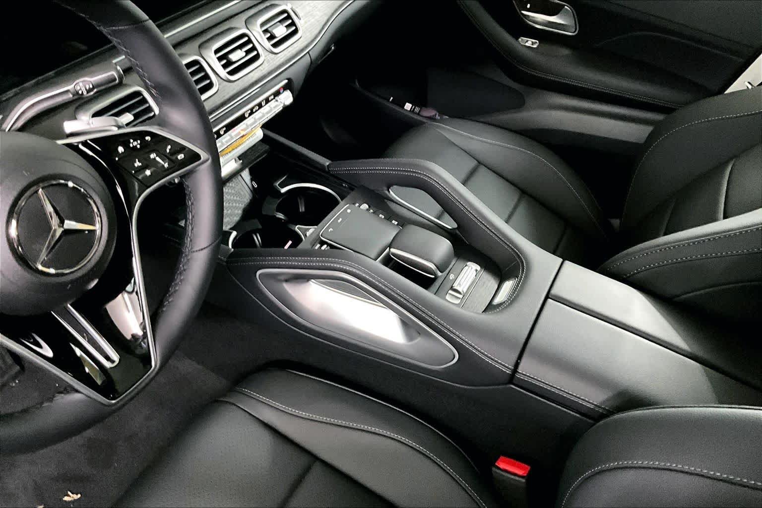 New 2026 Mercedes-Benz GLS 450 4MATIC image 11