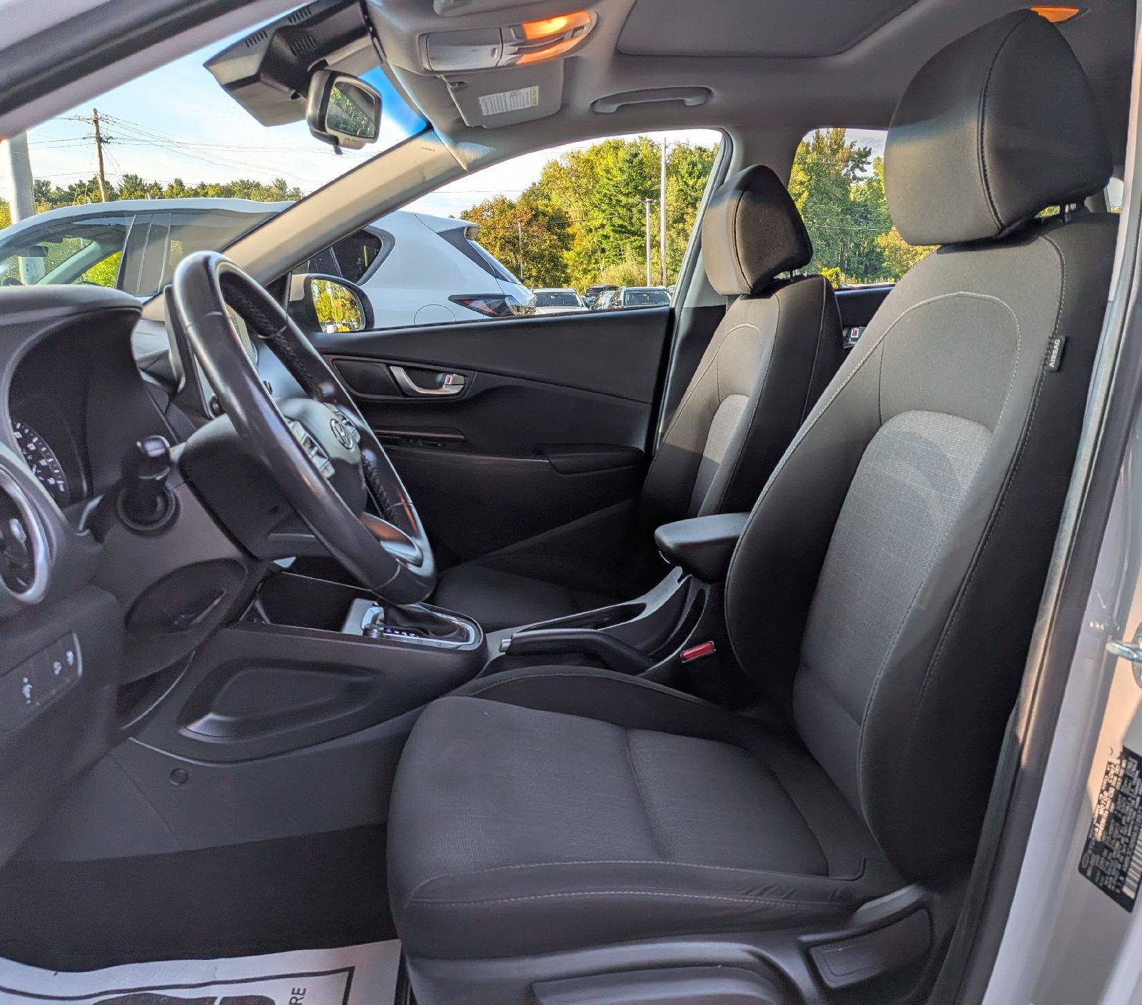 Used 2022 Hyundai Kona SEL w/ Convenience Package AWD/4WD image 13