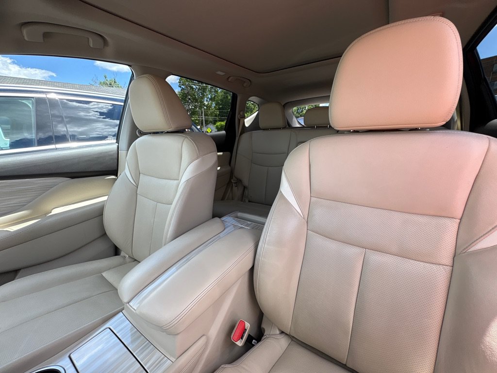 Used 2017 Nissan Murano Platinum w/ Platinum Technology Package FWD image 31