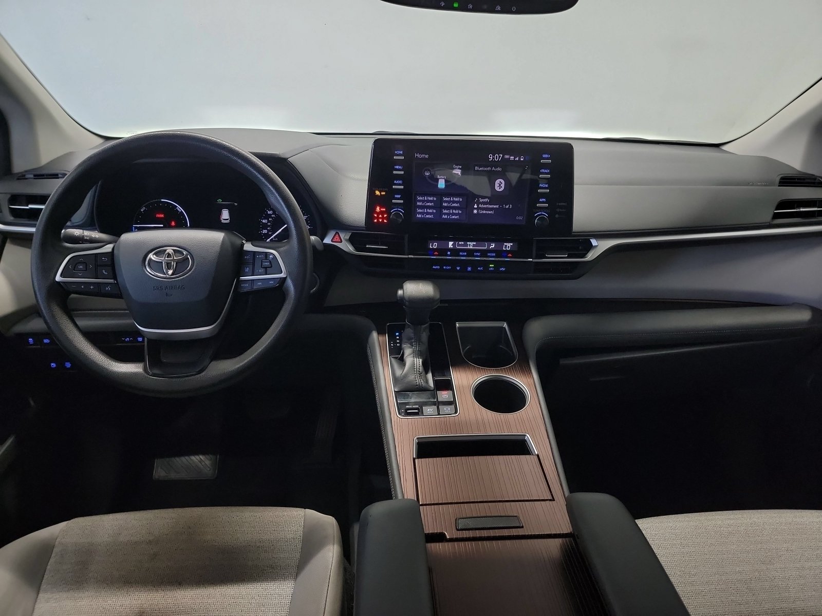 Used 2021 Toyota Sienna LE w/ LE Plus Package AWD/4WD image 18