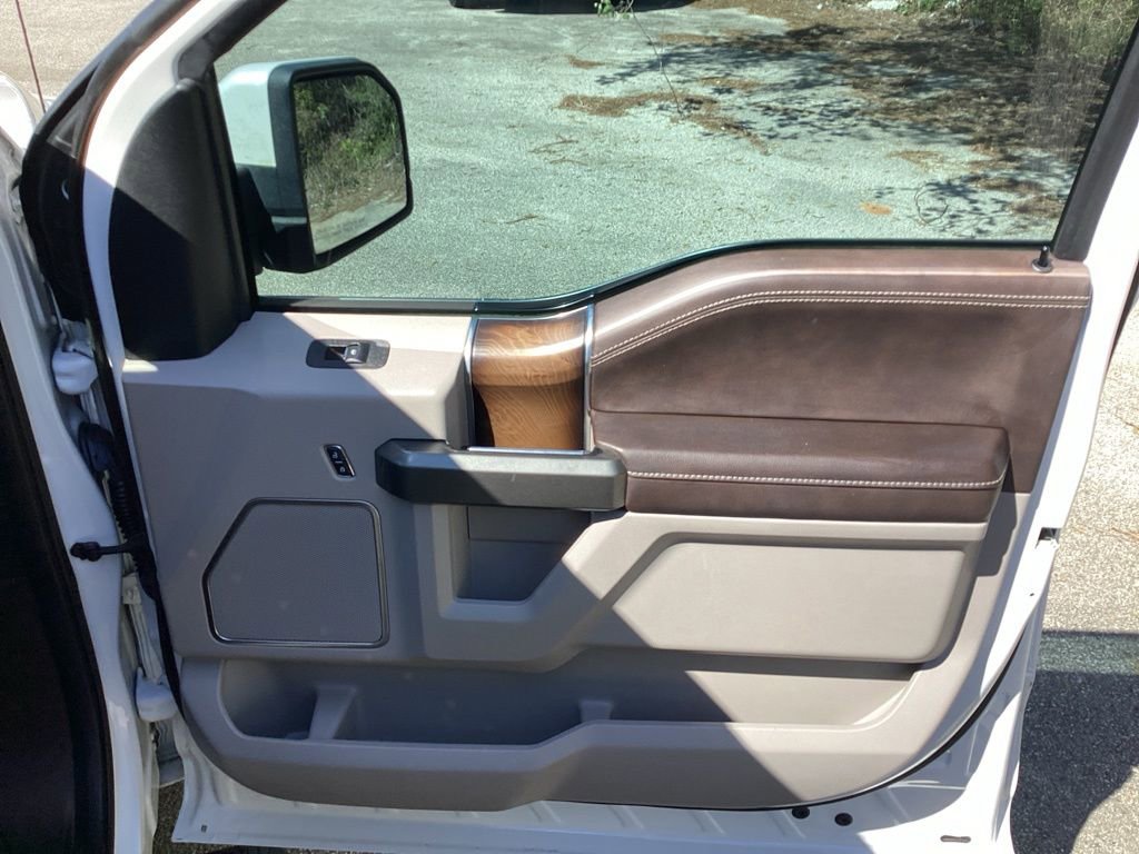 Used 2019 Ford F150 Limited image 24