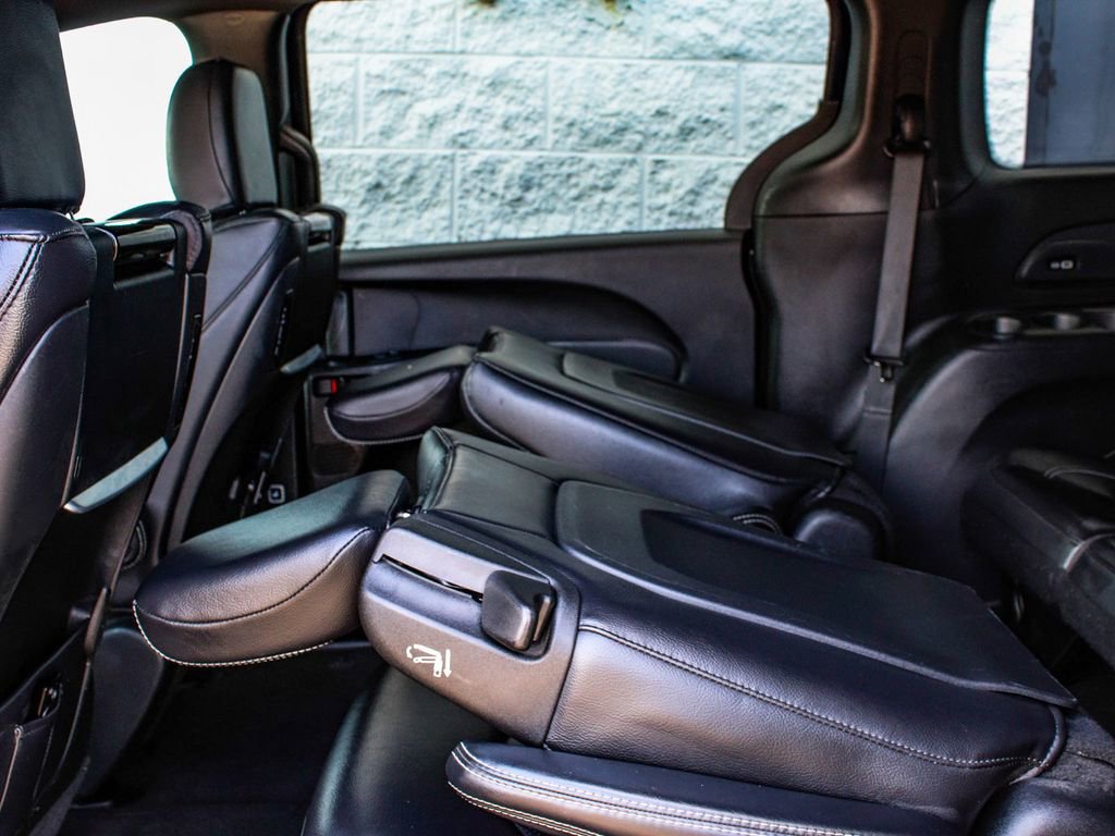 Used 2022 Chrysler Pacifica Touring-L w/ Uconnect Theater Family Group image 34