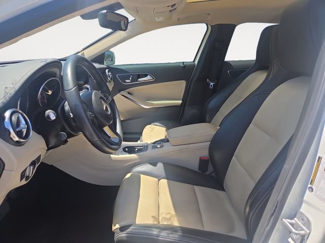 Used 2018 Mercedes-Benz GLA 250 4MATIC image 9