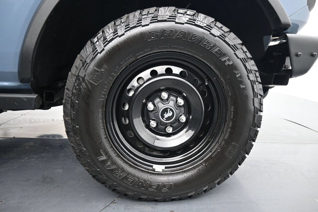 Used 2023 Ford Bronco Black Diamond AWD/4WD image 11