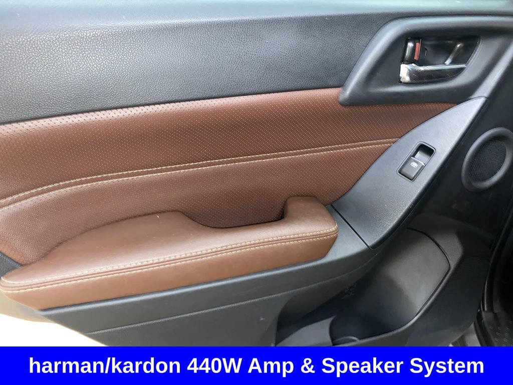 Used 2018 Subaru Forester 2.5i Touring AWD/4WD image 14