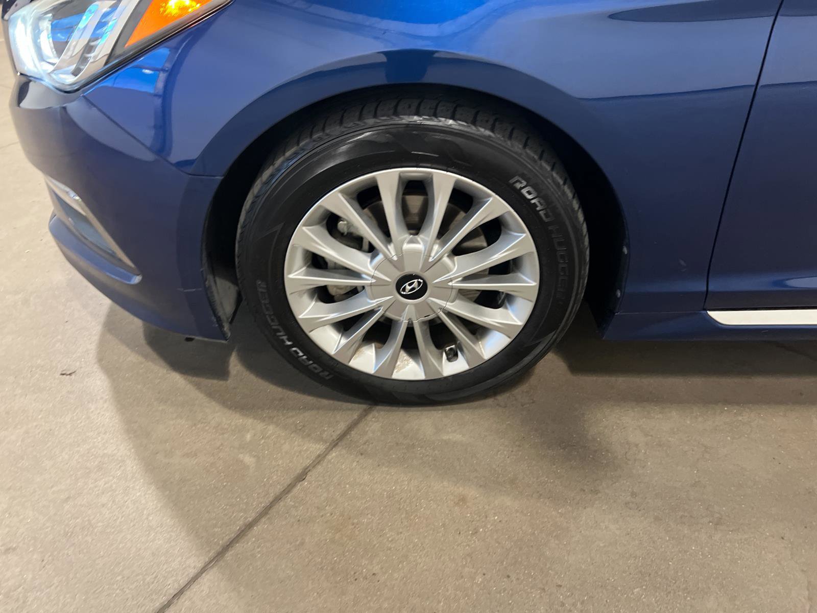 Used 2015 Hyundai Sonata Limited w/ Option Group 05 image 42