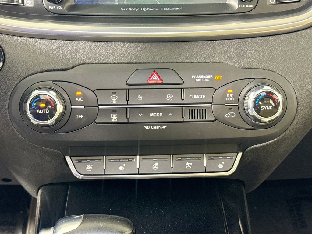 Used 2016 Kia Sorento SX w/ SXL Technology Package image 16