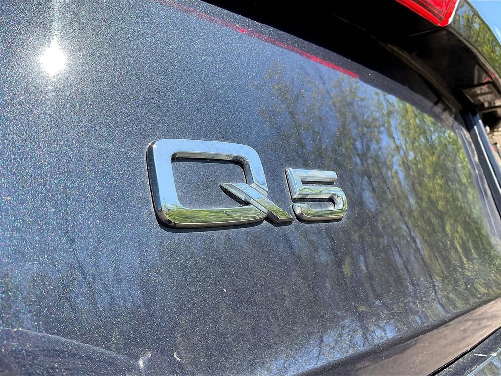 Used 2019 Audi Q5 2.0T Premium Plus w/ Premium Plus Package AWD/4WD image 24