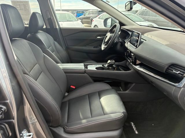 Used 2023 Nissan Rogue SL image 15