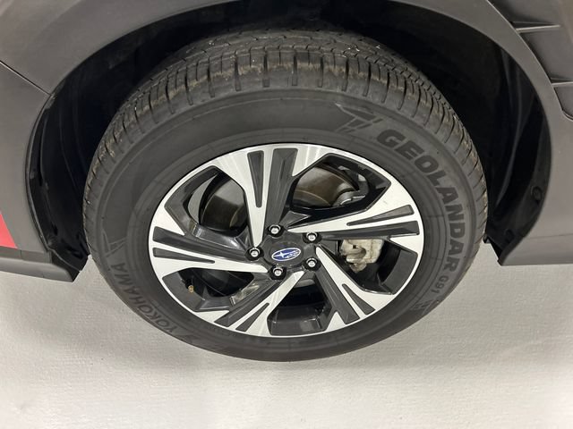 Certified 2025 Subaru Crosstrek 2.5i Premium AWD/4WD image 8