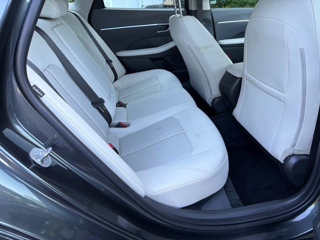 Used 2025 Hyundai Sonata SEL FWD image 15