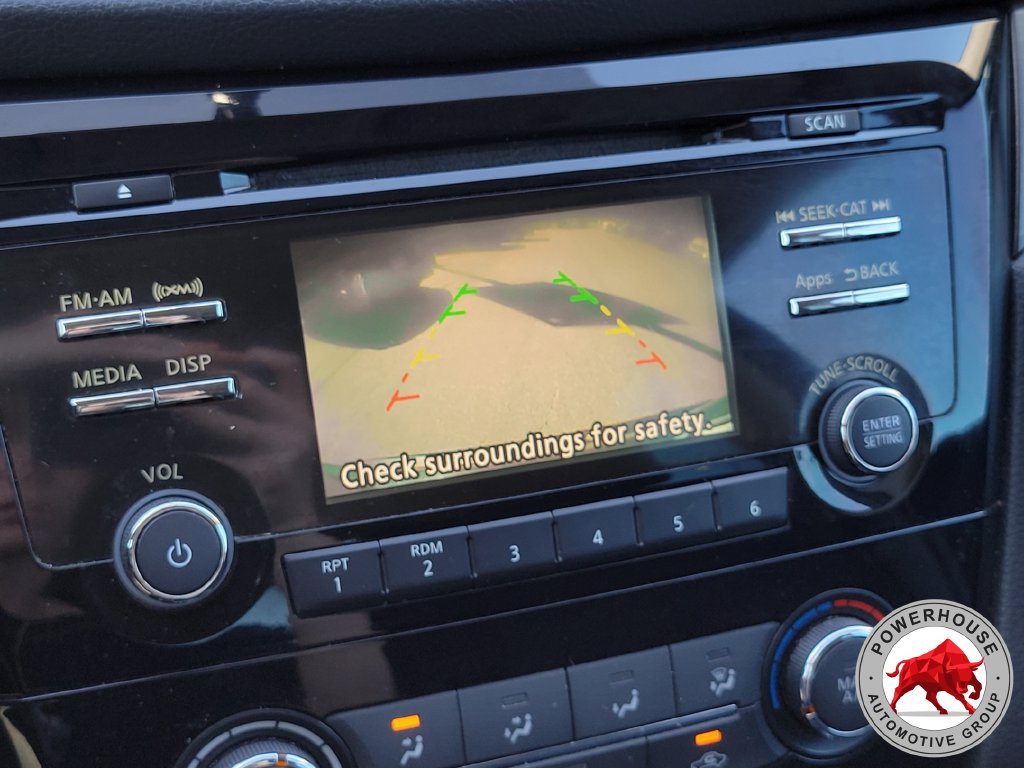 Used 2016 Nissan Rogue S FWD image 23