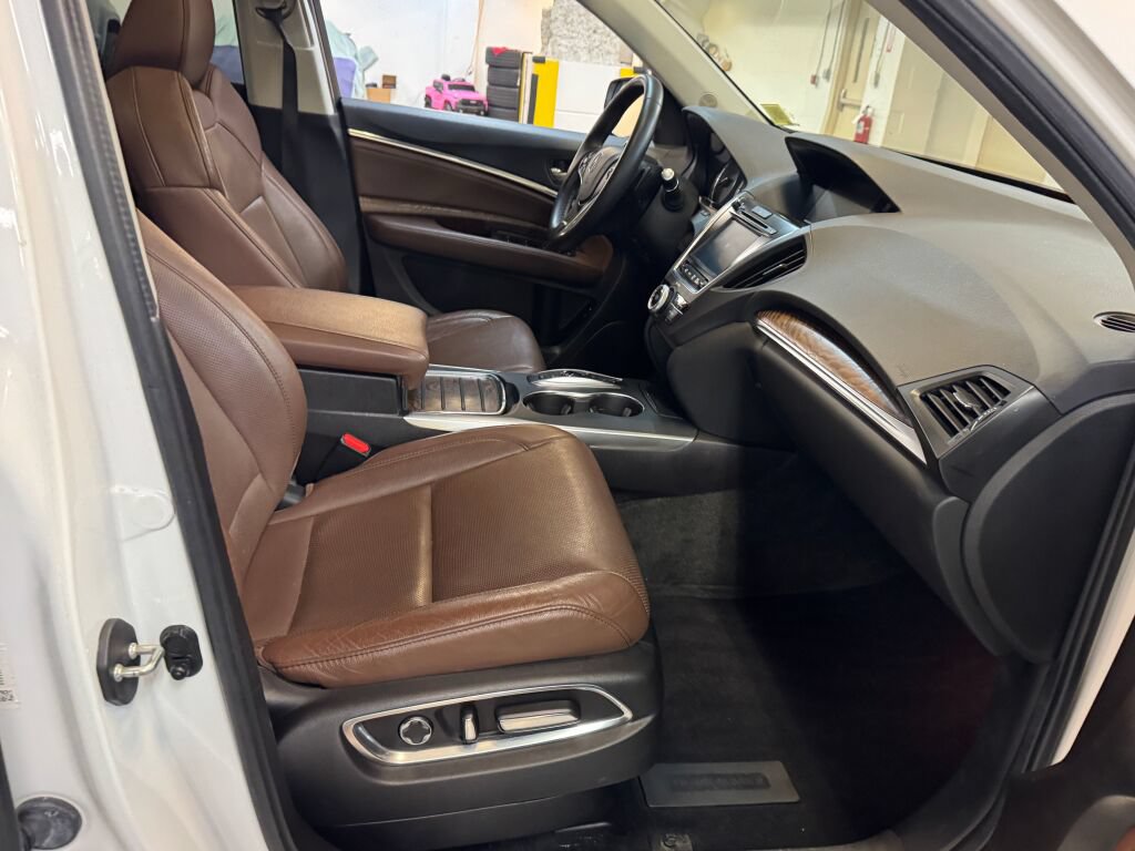 Certified 2020 Acura MDX SH-AWD w/ Technology Package image 34
