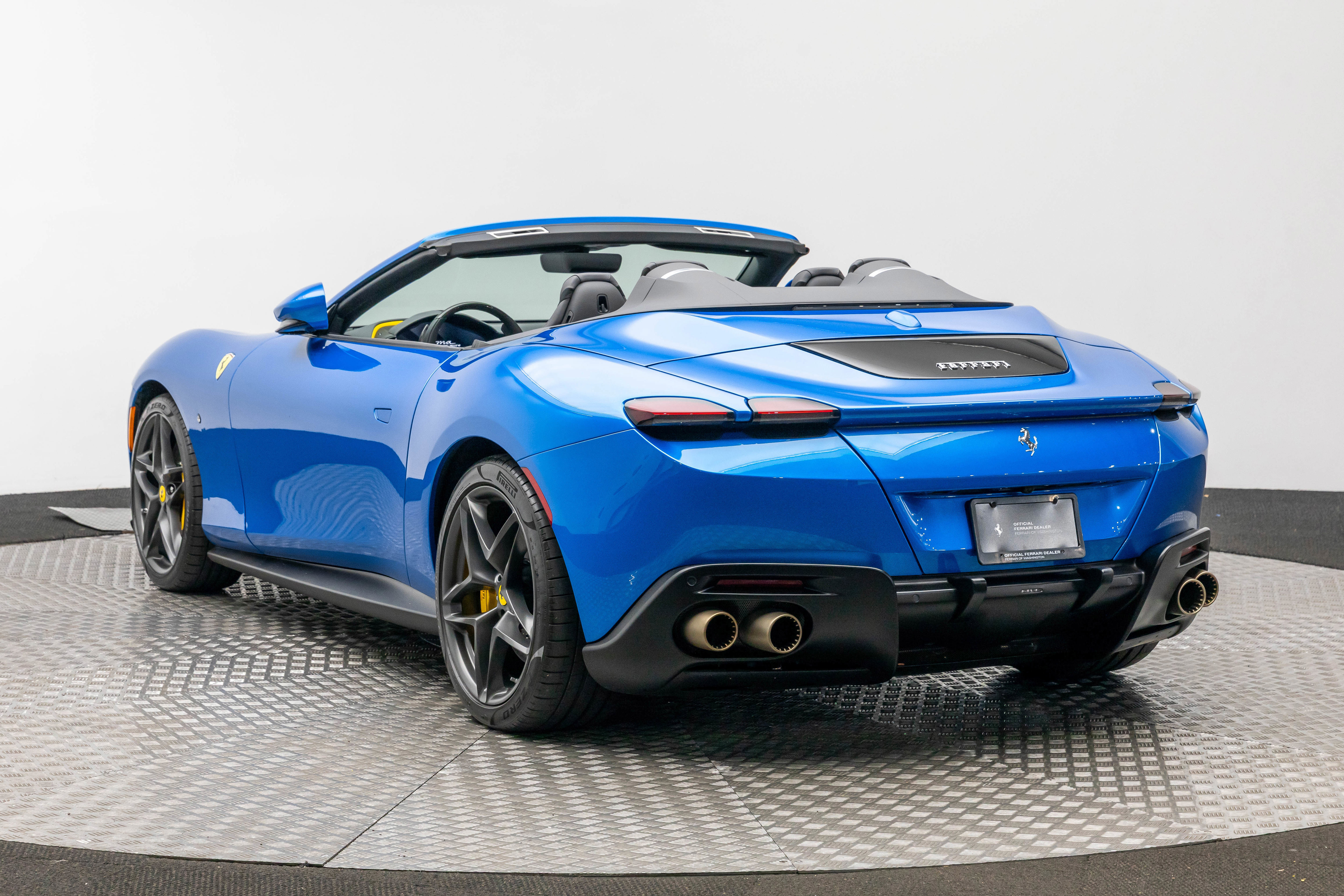 Certified 2025 Ferrari Roma Spider image 3