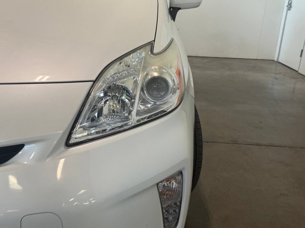 Used 2014 Toyota Prius Two FWD image 17
