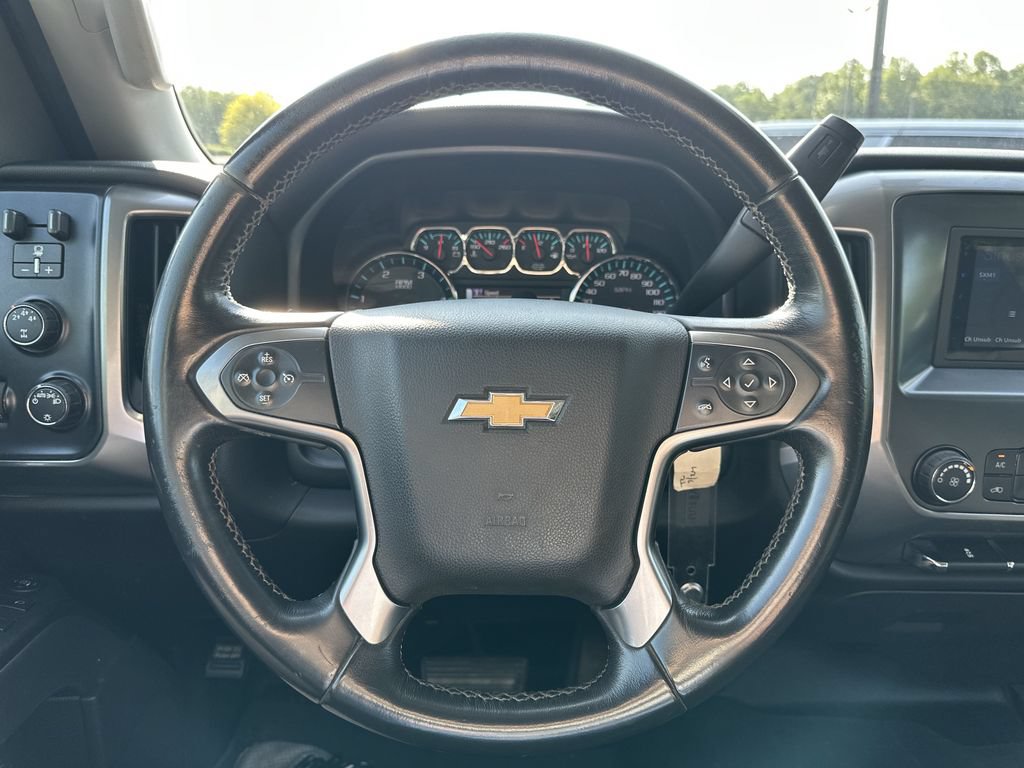 Used 2015 Chevrolet Silverado 3500 LT AWD/4WD image 13