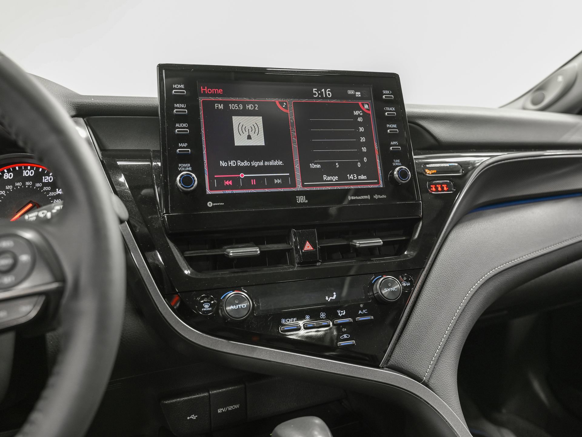 Used 2024 Toyota Camry XSE w/ Navigation Package image 21