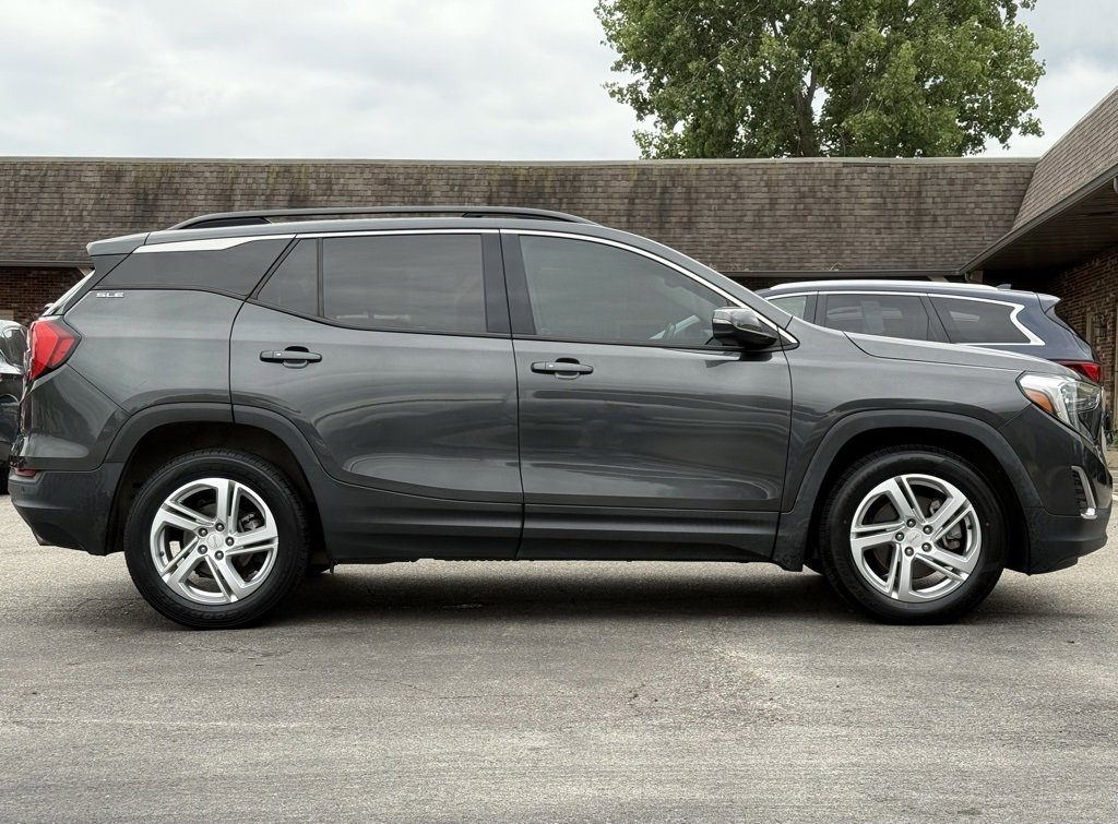 Used 2019 GMC Terrain SLE w/ Driver Convenience Package image 5