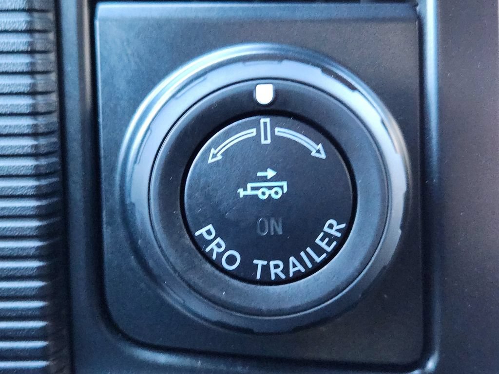 Used 2025 Ford F150 Platinum w/ Equipment Group 702A High AWD/4WD image 31