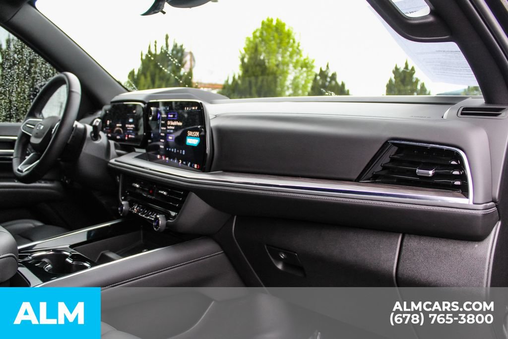 Used 2025 Chevrolet Tahoe Z71 w/ Z71 Off-Road Package AWD/4WD image 26
