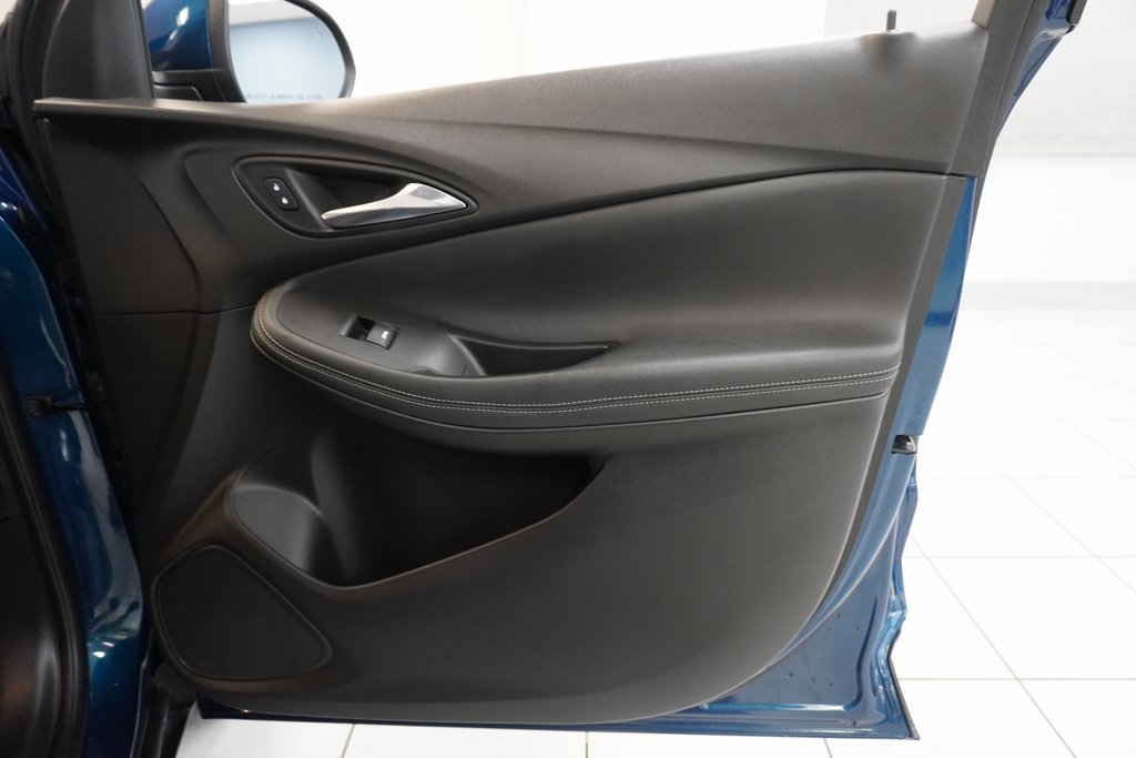 Certified 2021 Buick Encore GX Select image 29