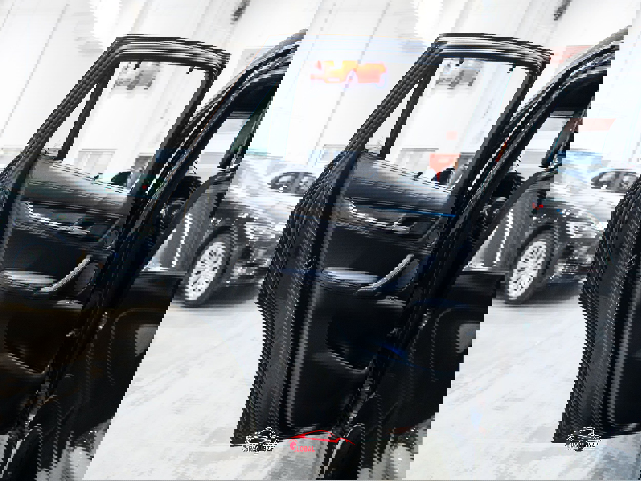 Used 2019 BMW X6 xDrive50i w/ M Sport Package image 48