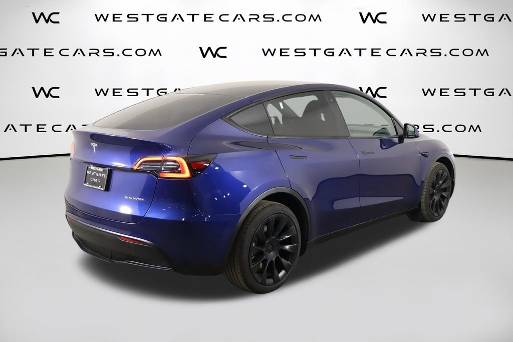 Used 2023 Tesla Model Y Long Range AWD/4WD image 47