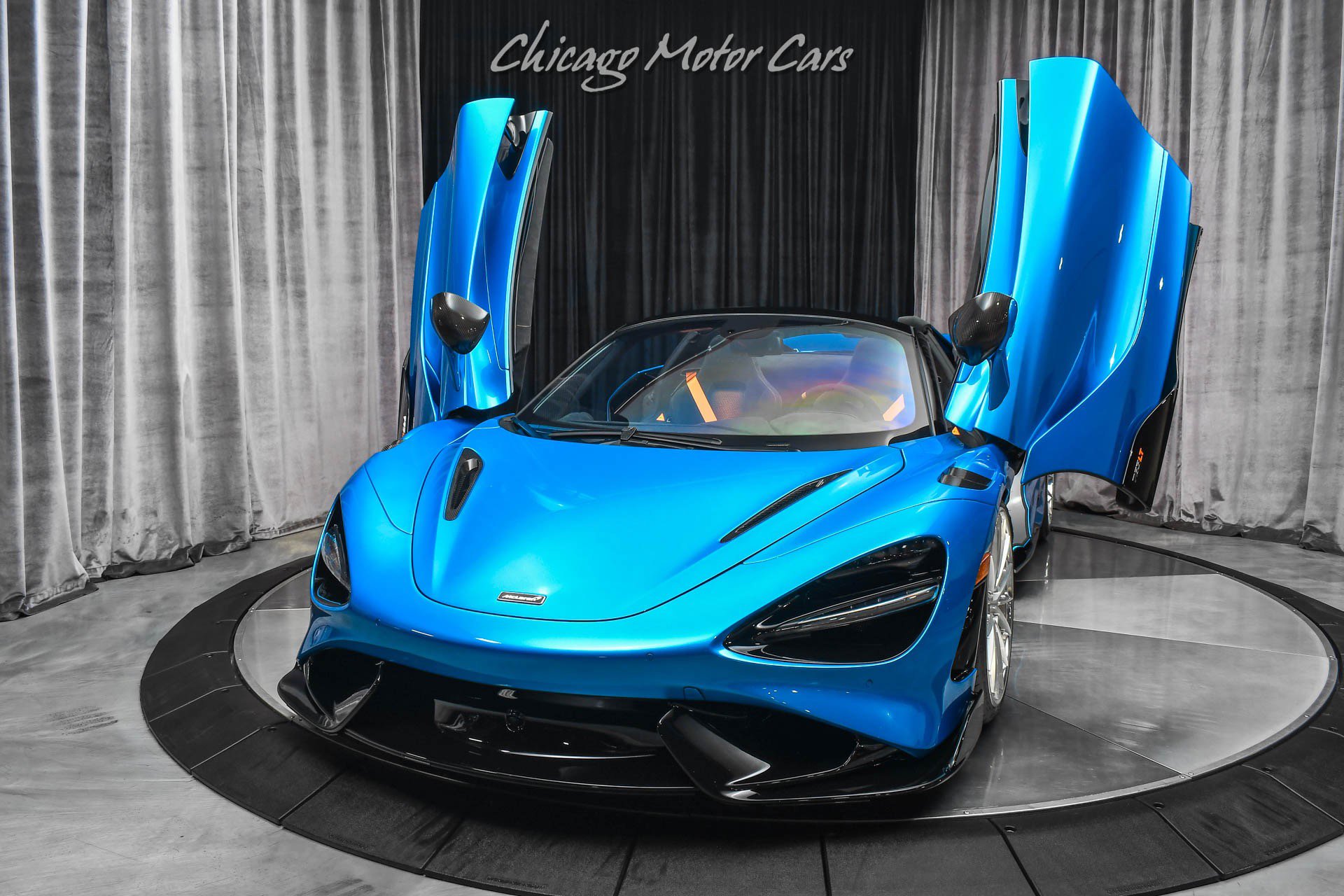 Used 2022 McLaren 765LT image 2