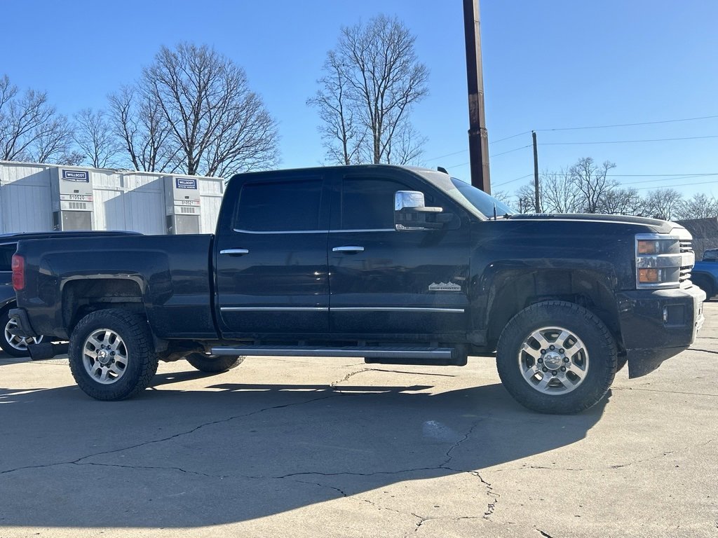 Used 2015 Chevrolet Silverado 3500 High Country w/ Duramax Plus Package image 5