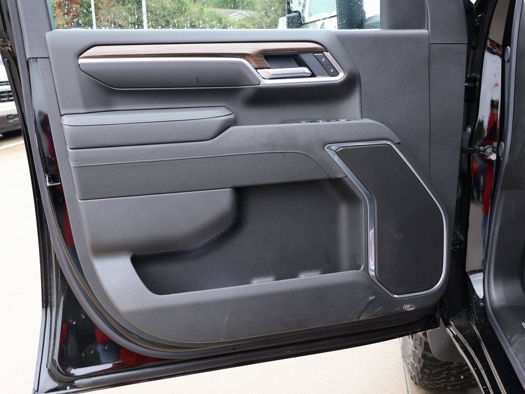 New 2026 Chevrolet Silverado 2500 LT w/ Trail Boss Package image 10