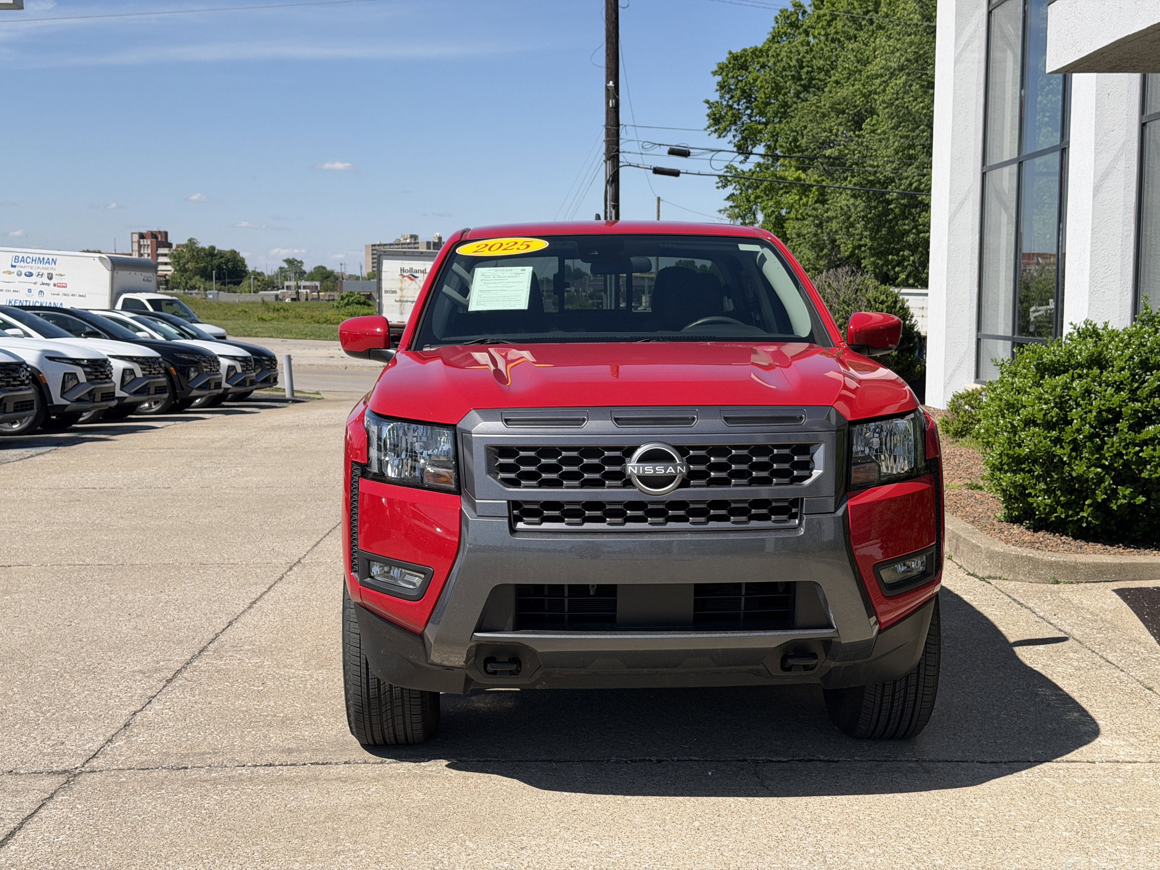 Used 2025 Nissan Frontier SV w/ SV Convenience Package AWD/4WD image 16