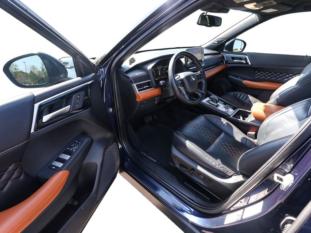 Used 2022 Mitsubishi Outlander SEL AWD/4WD image 11