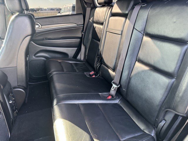 Used 2022 Jeep Grand Cherokee Limited w/ Trailer Tow Group IV image 30