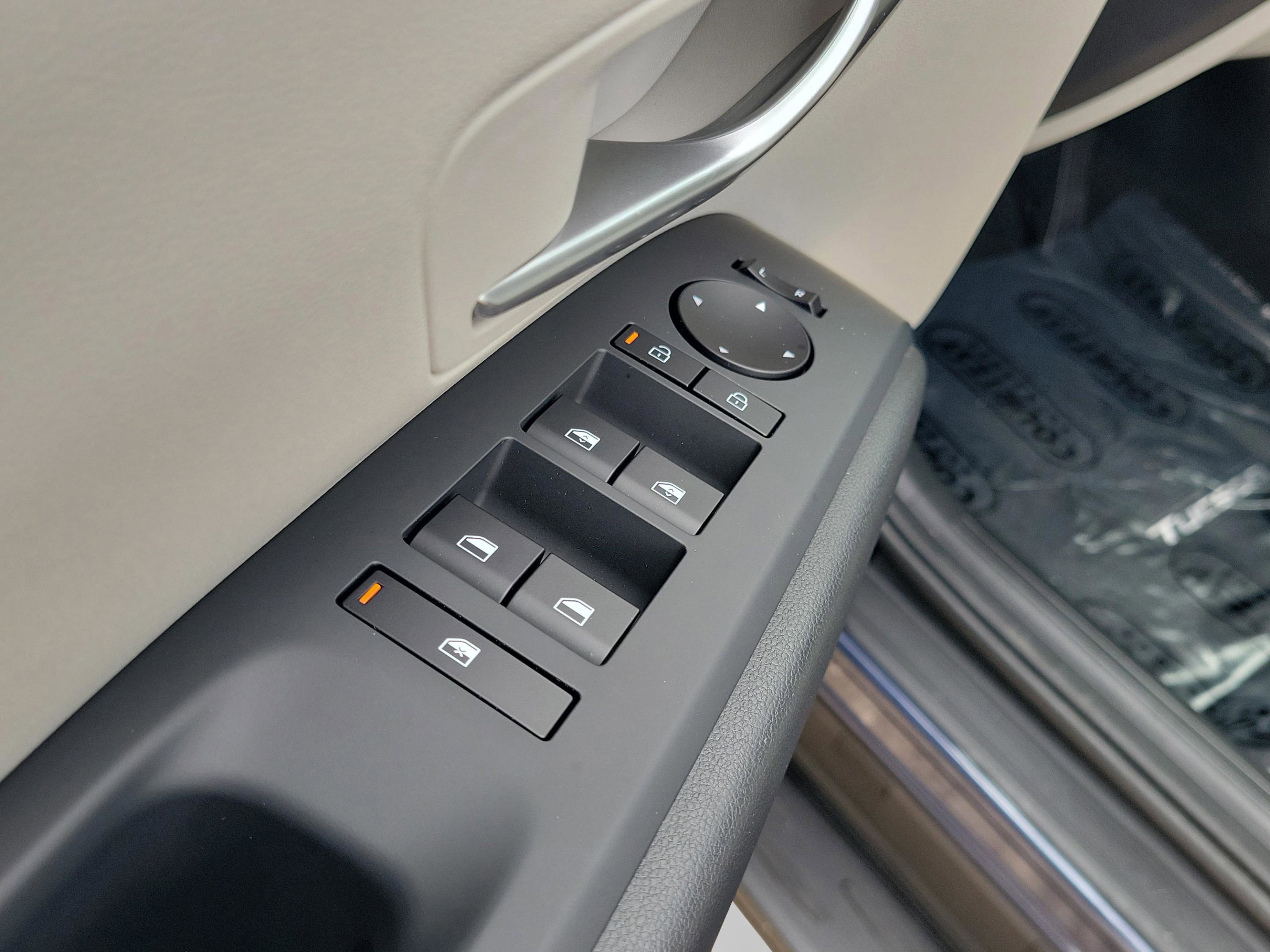 New 2026 Hyundai Tucson SEL image 8