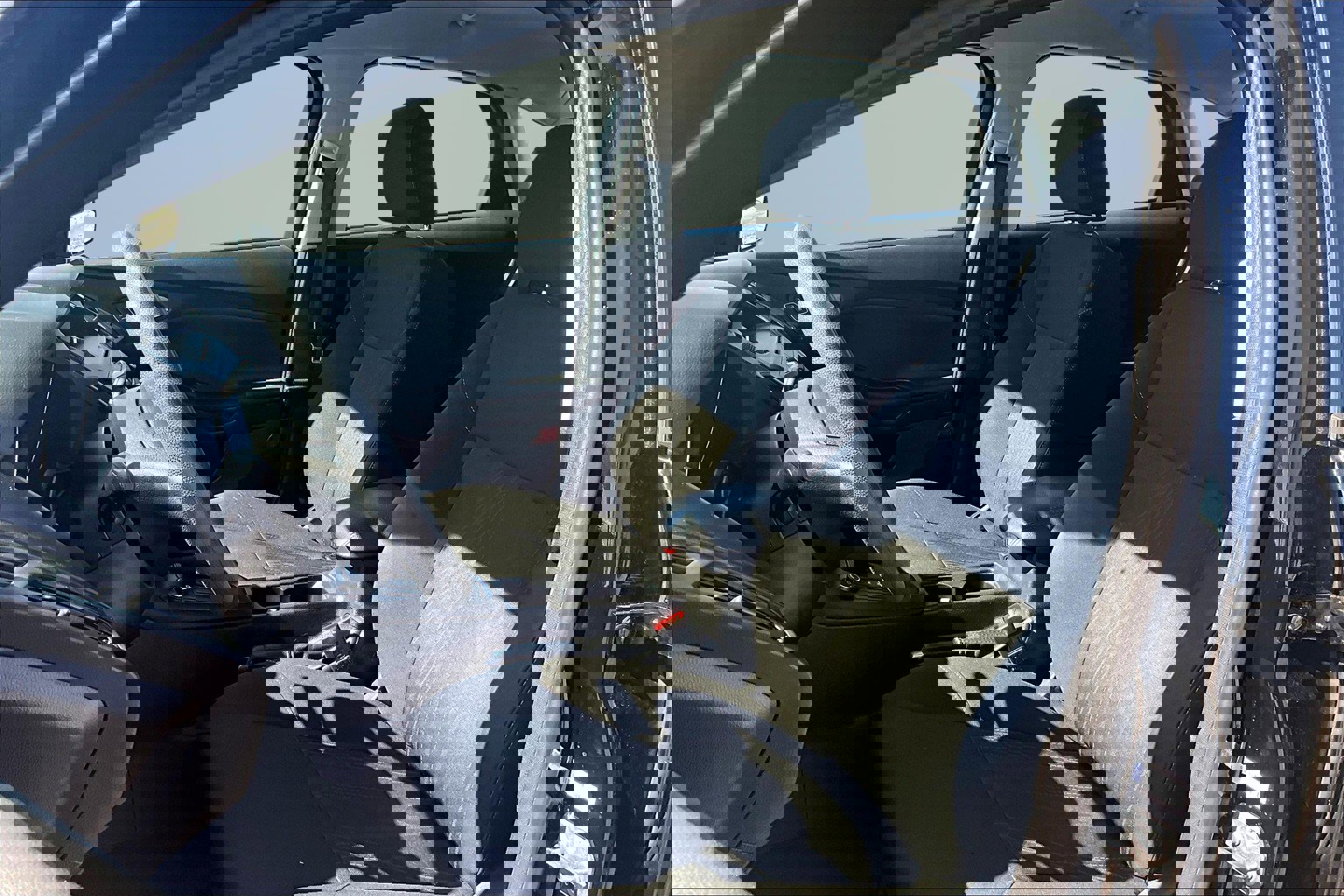 Used 2017 Ford Focus SE image 16