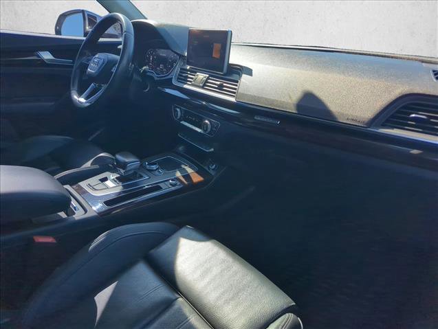 Used 2018 Audi Q5 2.0T Premium Plus w/ Premium Plus Package AWD/4WD image 22
