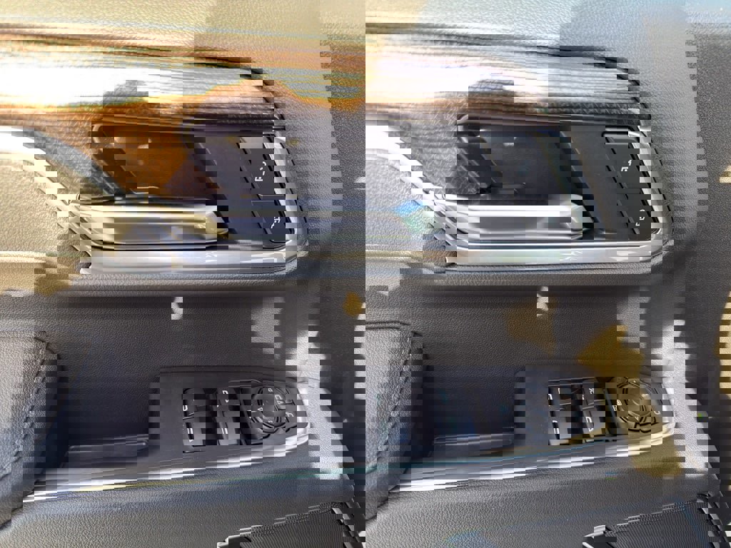 New 2026 Chevrolet Silverado 1500 LT w/ Z71 Off-Road Package image 10