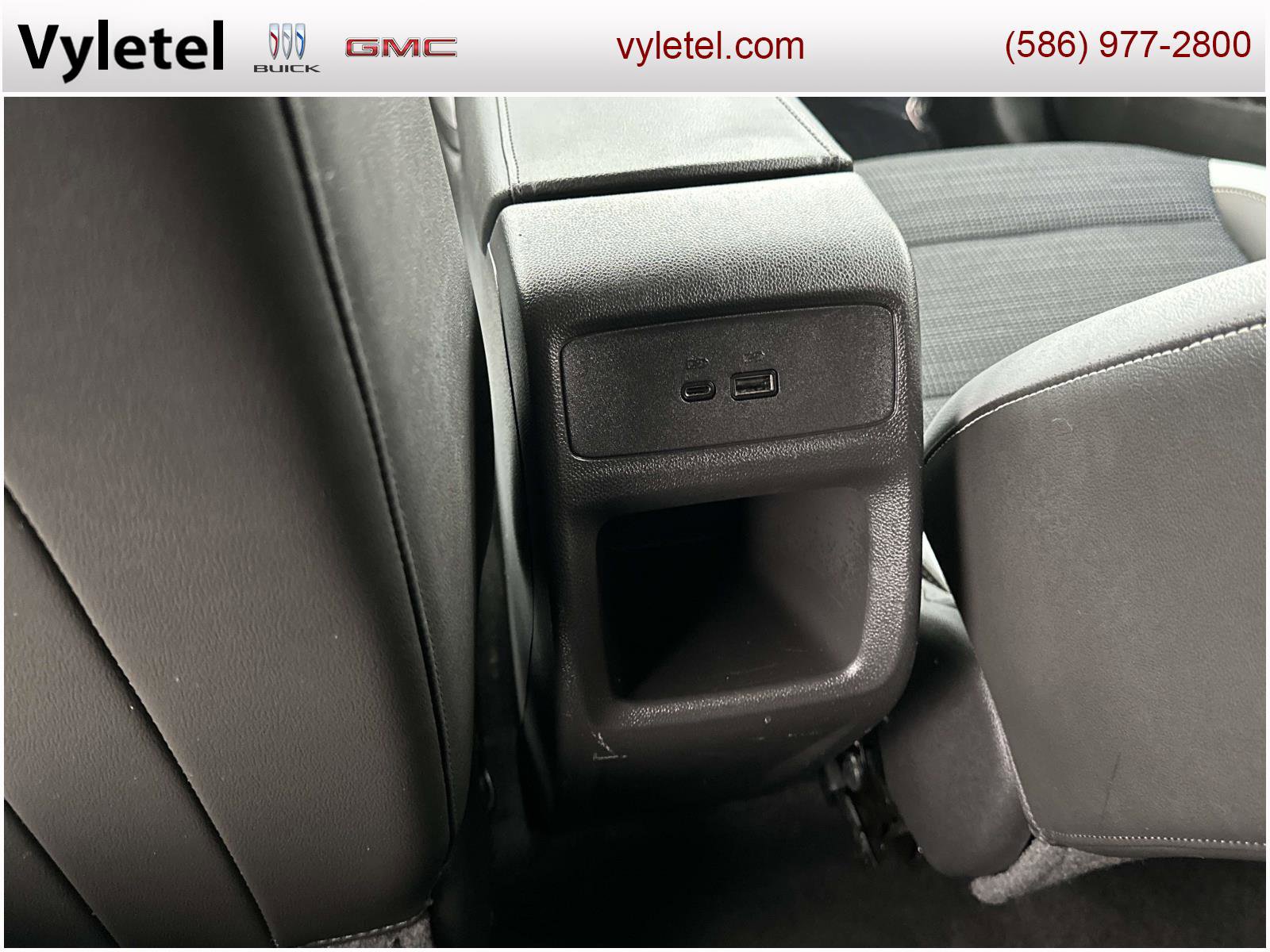 Used 2024 Buick Envista Preferred w/ Convenience I Package image 11