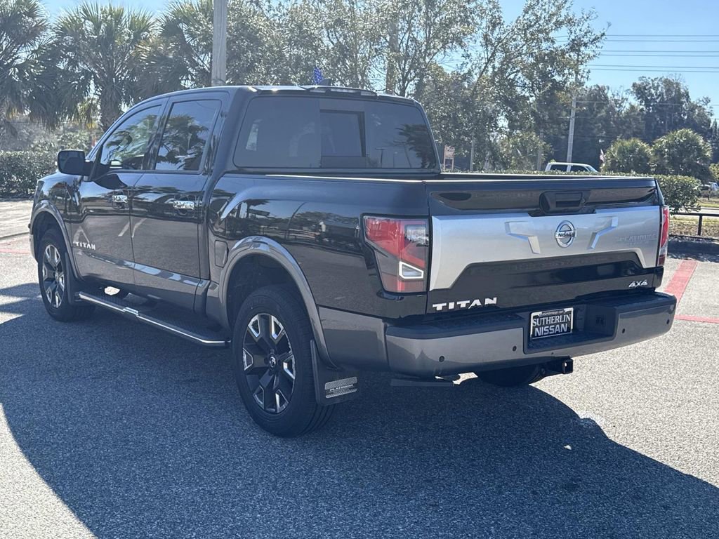 Certified 2022 Nissan Titan Platinum Reserve w/ Moonroof Package image 6
