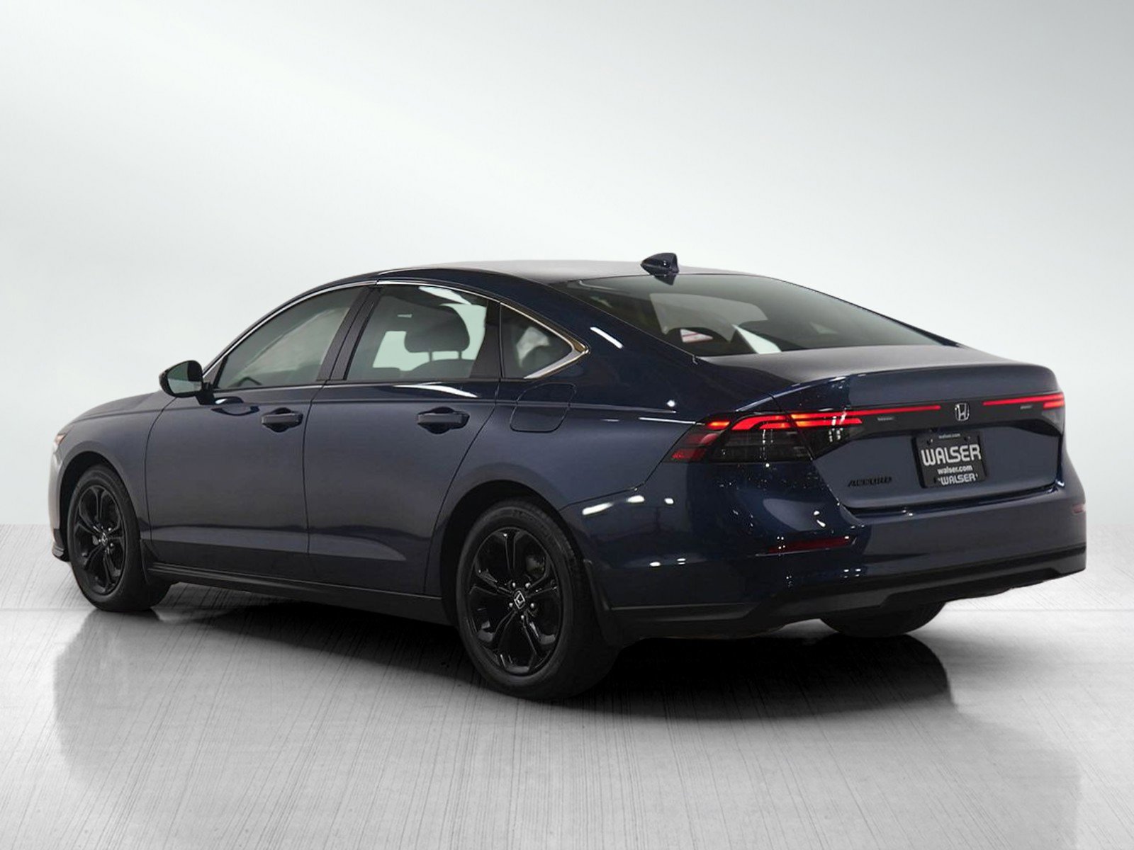 Used 2024 Honda Accord EX image 3