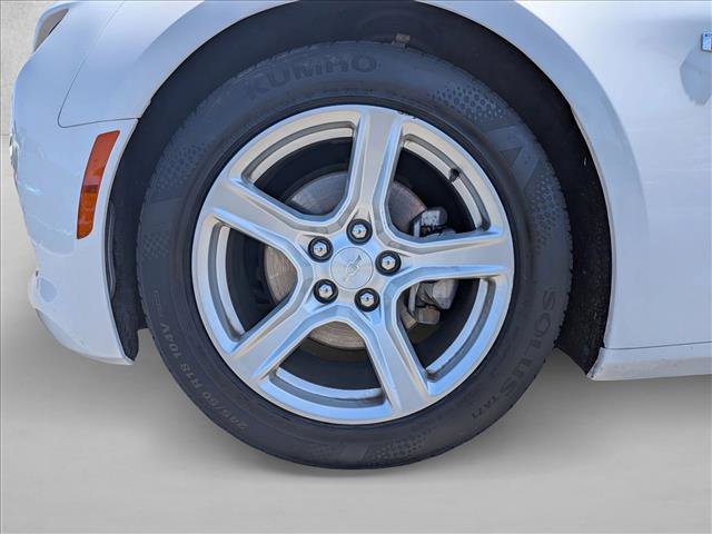 Used 2020 Chevrolet Camaro LT RWD image 22