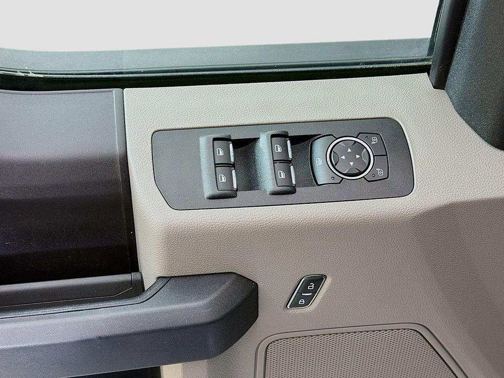 Used 2018 Ford F150 XL w/ Equipment Group 101A Mid AWD/4WD image 22