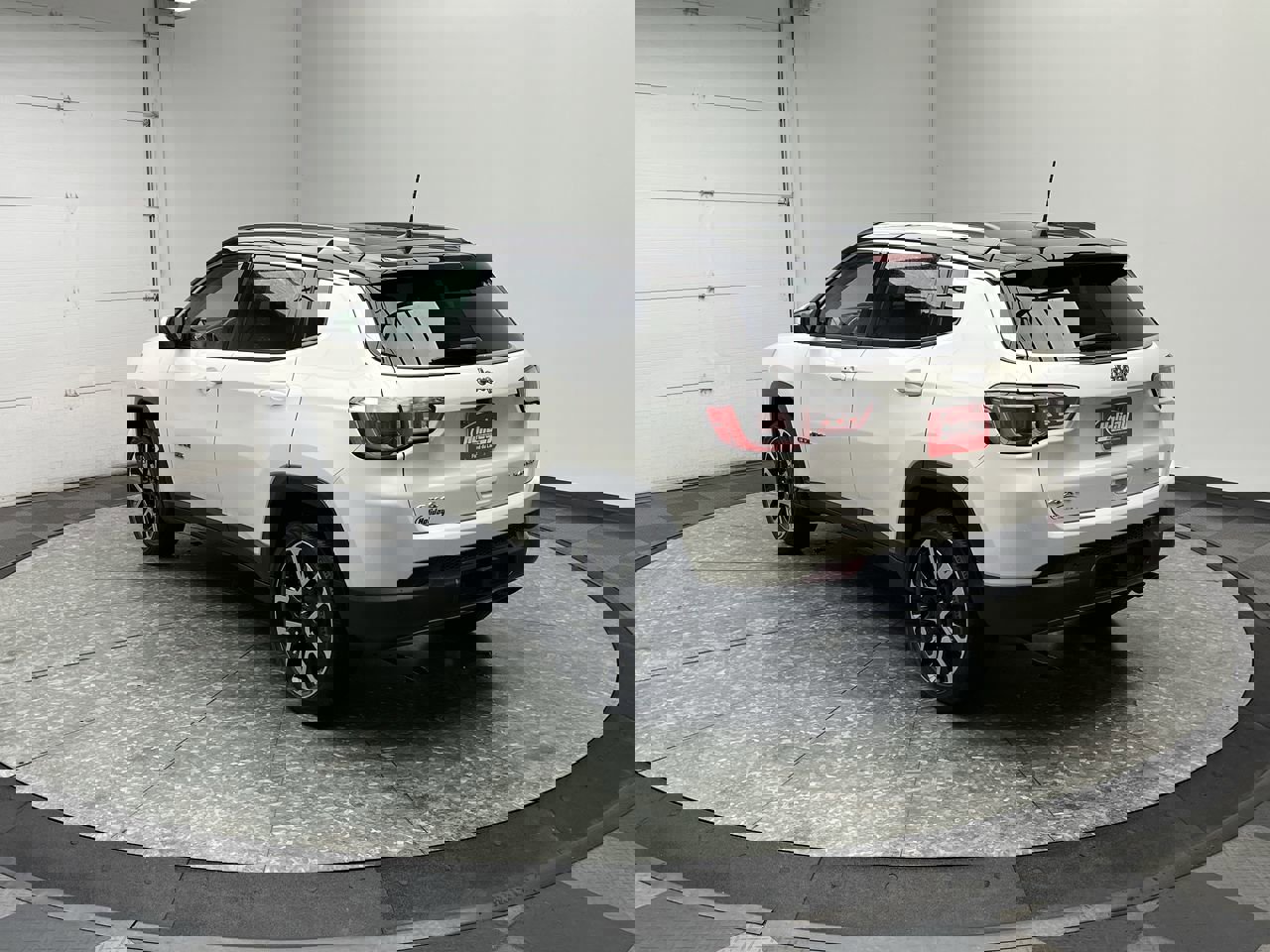 Used 2020 Jeep Compass Limited w/ Trailer Tow Group image 2